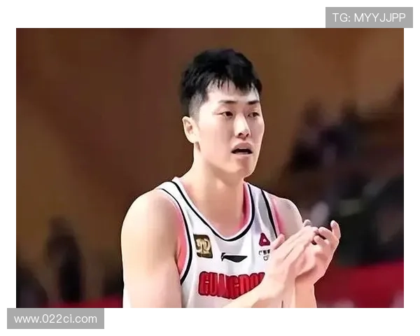 杜锋回应争议球员赞张皓嘉表现 杜锋回应争议球员赞张皓嘉表现